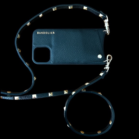 Bandolier Accessories - BANDOLIER SARAH CROSSBODY IPHONE 11 PRO PHONE CASE PEBBLE LEATHER BLACK GOLD
